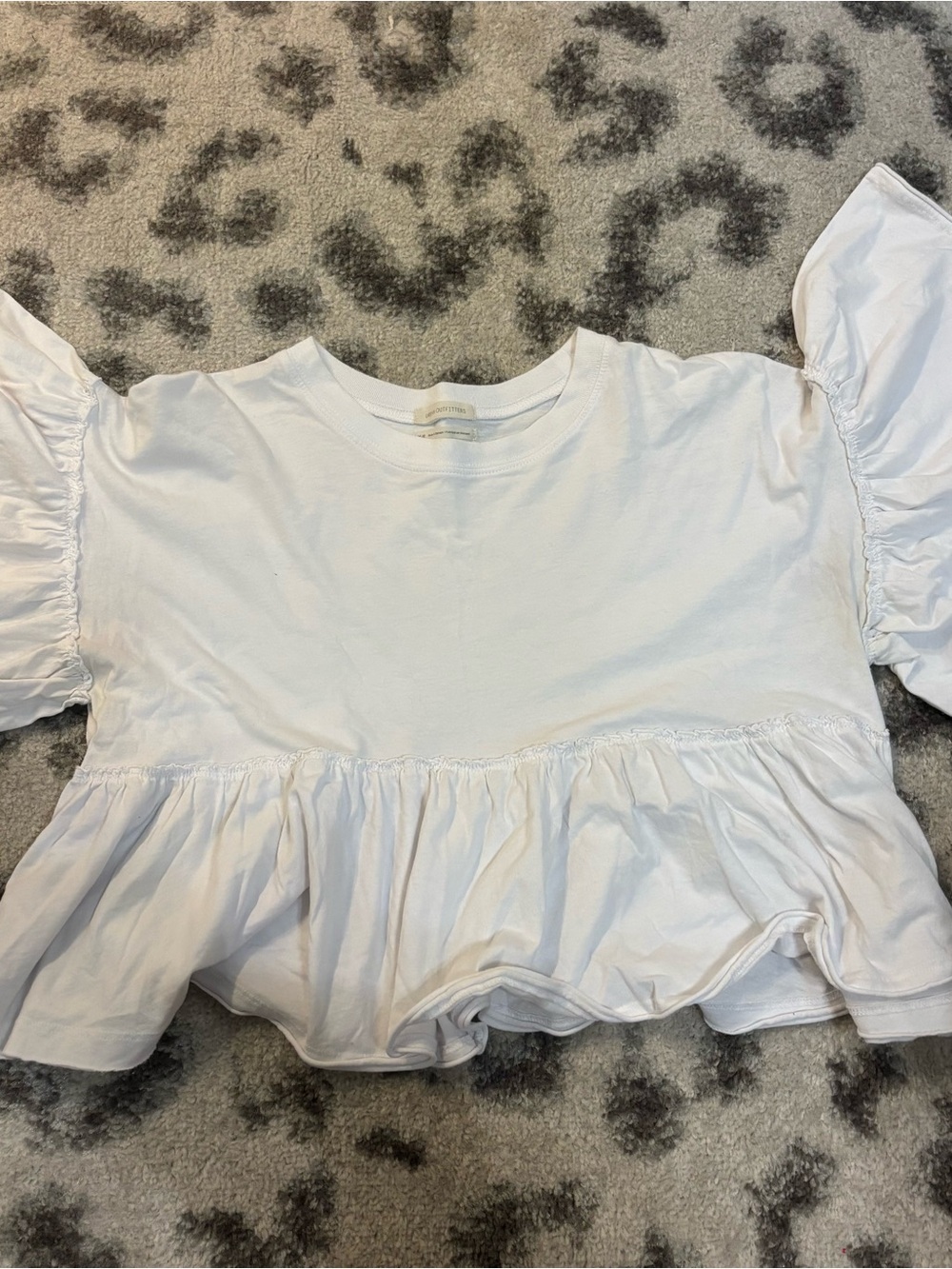 • white peplum top •